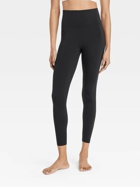 NWT Black All In Motion Everyday Buttery Soft Leggings High Rise 7/8 Size XS
